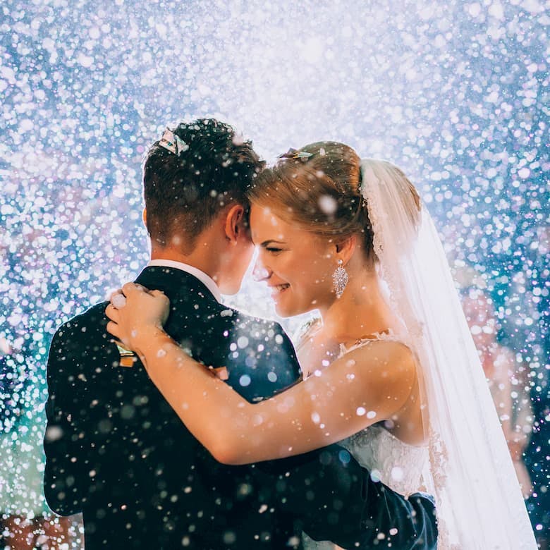 First wedding dance with glitter