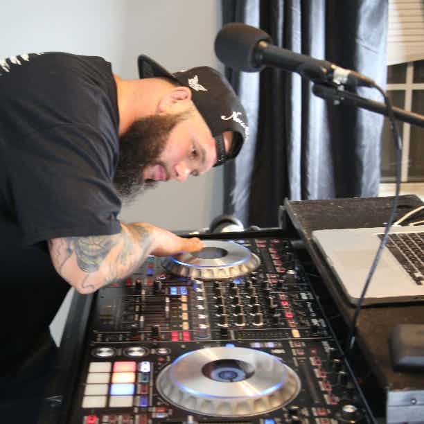 DJ Louie Nuggz